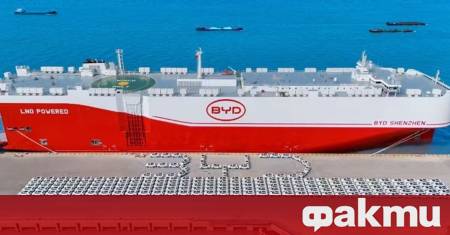 Докато Ford се опитва да навигара през бурните води на