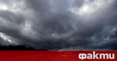 И днес ще е предимно облачно с краткотрайни превалявания придружени