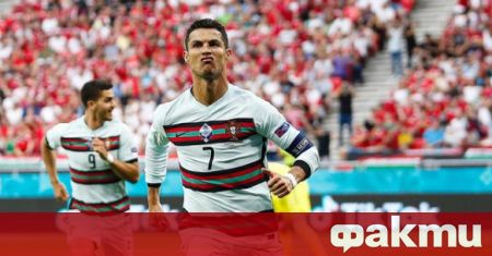 Звездата на Португалия и Ювентус Кристиано Роналдо се превърна в