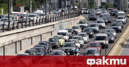 Администрацията в гръцката столица Атина въведе нови правила за автомобилите