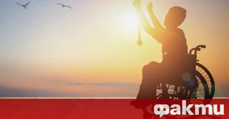 Месечната финансова подкрепа за хора с трайни увреждания ще се