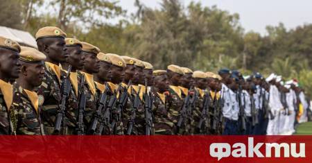 Френската армия прекрати постоянното си военно присъствие в Западна и