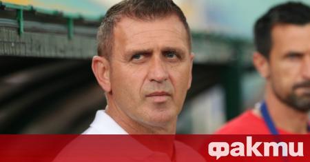 Треньорът на Локомотив Пловдив Бруно Акрапович заяви че очаква тимът