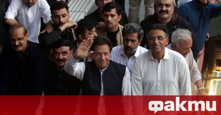 Пакистанската избирателна комисия днес постанови че партията на бившия премиер
