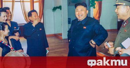 Мъж представящ се за севернокорейския лидер Ким Чен ун днес внесе