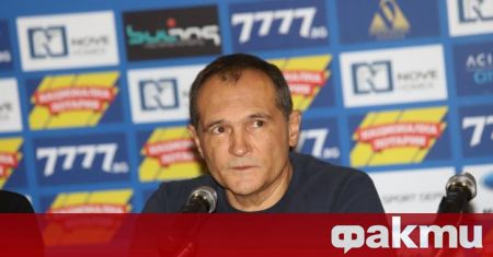 Футболен клуб Левски дължи 6 млн лева на бизнесмена Васил