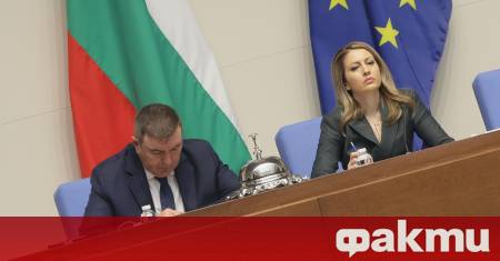 Общо 194 народни представители се регистрираха за началото на пленарния