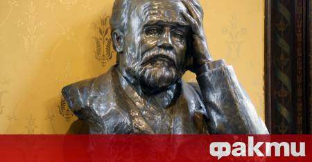 На 13 януари 1898 г Емил Зола публикува под заглавие