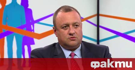 От пост на министъра на регионалното развитие Иван Иванов в