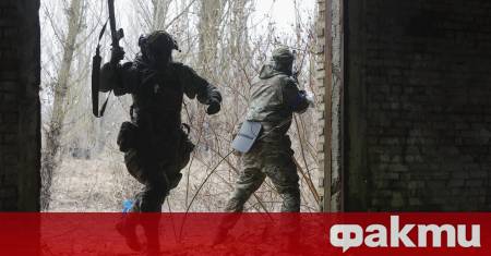 Последните сателитни снимки показват че Русия започва изграждането на защитни