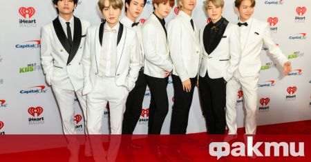 Южнокорейската група BTS издава албума си Proof с който отбелязва