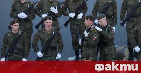 Поради липсата на достатъчно желаещи да се бият на фронта