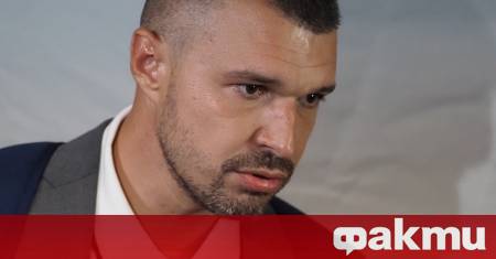 Валери Божинов добре познат на футболните фенове с впечатляващата си