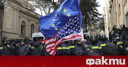 Управляващата партия в Грузия обяви днес че е поискала от