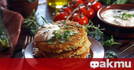 Необходими продукти за 4 тортили За тортилите 2 средни тиквички 400