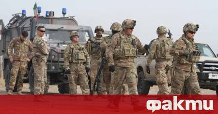 Администрацията на американския президент Доналд Тръмп планира да построи военна