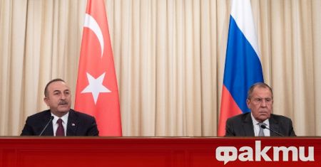 Външните министри на Русия и Турция проведоха телефонен разговор, съобщи