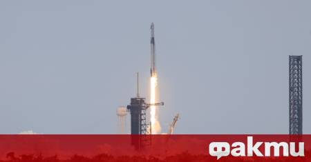 Временният шеф на НАСА Шон Дафи и милиардерът Илон Мъск