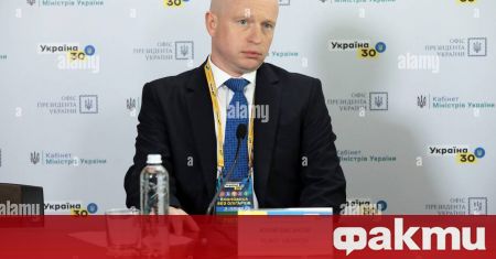 Украйна съобщи че кораби са започнали да преминават през важно