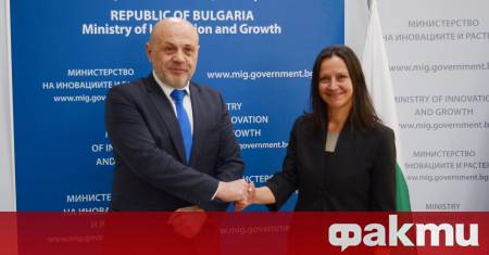 Новоизбраният служебен министър на иновациите и растежа Ирена Младенова прие