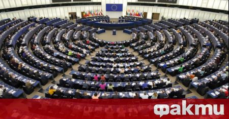 Европейският парламент окончателно гласува Законодателния акт за цифровите услуги (DSA)