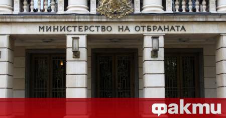 Български изтребител МиГ 29 прехвана и ескортира пътнически самолет Airbus