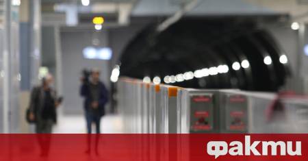 Временно се спира движението на метровлаковете между метростанции Сливница и