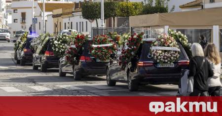 Броят на загиналите при тежката железопътна катастрофа край Адамус в