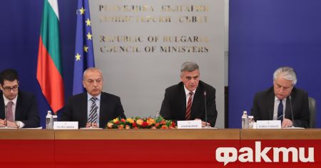 Министър председателят Стефан Янев и членове на Министерския съвет представят какво