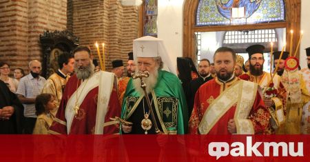 Православната църква почита мъчениците Вяра Надежда Любов и майка им