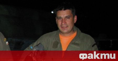 Майор Валентин Терзиев е изчезналият пилот управлявал падналия в Черно