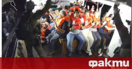 Израелските военноморски сили са спрели кораба Хандала на пропалестинското движение