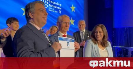 Продължаваме Промяната беше приета за член на партията на Европейските