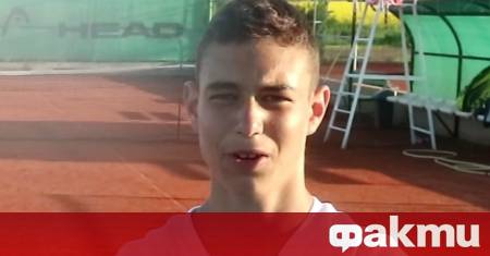 Българският тенис талант Динко Динев започна с категорична победа участието