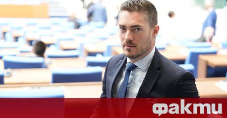 Парламентът официално прие оставката на Кирил Петков като народен представител