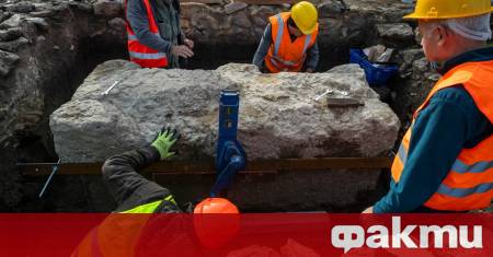 В центъра на Будапеща археолози откриха римски саркофаг който е