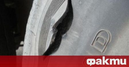 Десетки автомобили на улици в София са с надупчени гуми