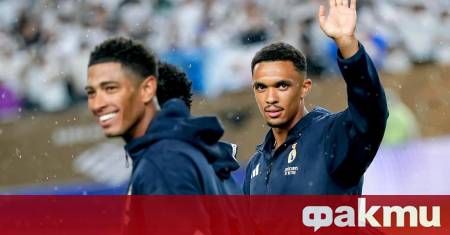 Интересен кадър попадна в социалните мрежи с двама играчи на