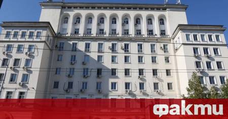 Министърът на младежта и спорта Иван Пешев в сътрудничество с