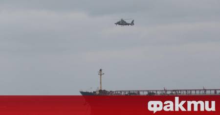 Пети ден танкерът Кайрос остава блокиран край бреговете на Ахтопол