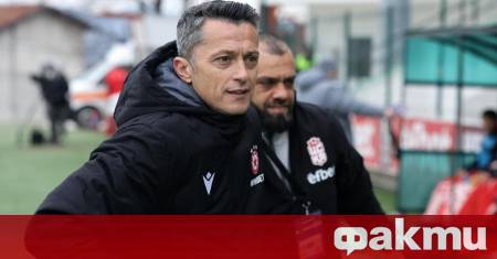Треньорът на ЦСКА Христо Янев ще трябва да прекроява състава