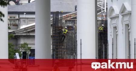 Администрацията на САЩ конфиденциално е възложила договор на стойност до