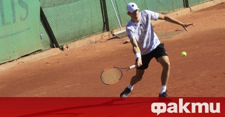 Младият български тенисист Александър Донски се класира на 1/4-финалите на
