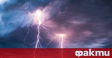 Лятото носи със себе си слънце море и силни гръмотевични
