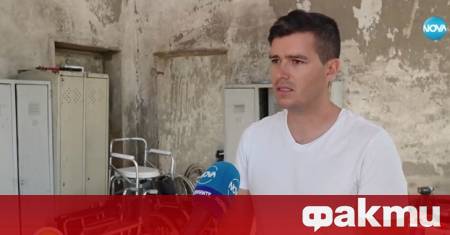 Млад мъж от първомайското село Бяла река събира и дарява