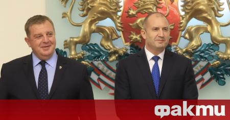 Реплики си размениха президентът Радев и министърът на отбраната Каракачанов