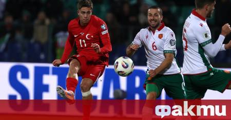 Българският национален отбор по футбол излиза тази вечер срещу Турция