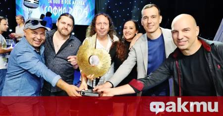 Песента Без теб се утвърди като големият хит и безспорен