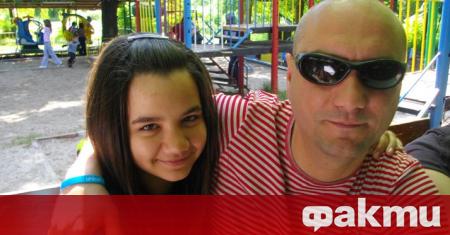 Тъжна лятна ваканция прекарват бившият синоптик Емил Чолаков и двете