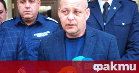 Четири големи пожара горят в страната обявиха на брифинг от